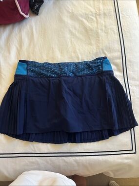 lululemon athletica Navy and Teal Pleated Athletic Skirt